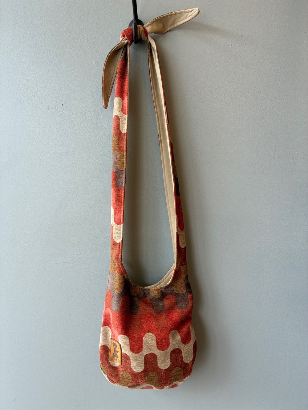 New Hope Girls Wavy Tapestry Orange & Tan Crossbody Shoulder Bag